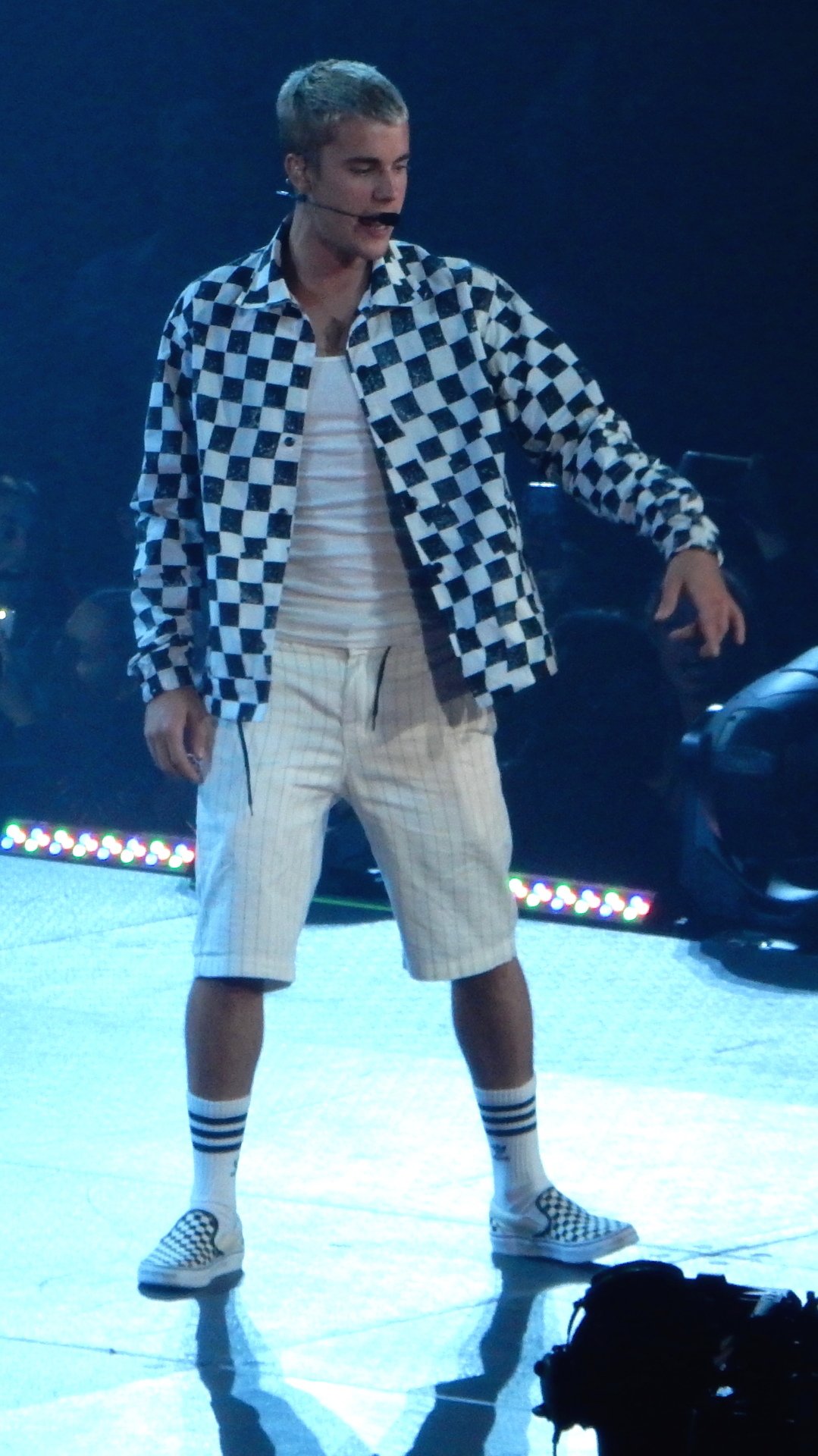 Justin bieber vans 2017 top