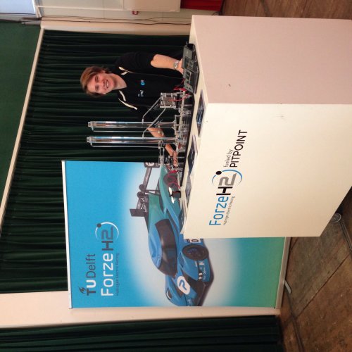 forzeh2racing's tweet photo. Mats is ready for some explanation about #hydrogen! #navalairbase #Valkenburg #RoboWeeks #UnmannedValley #drones #future #technology https://t.co/We9x59fG8l