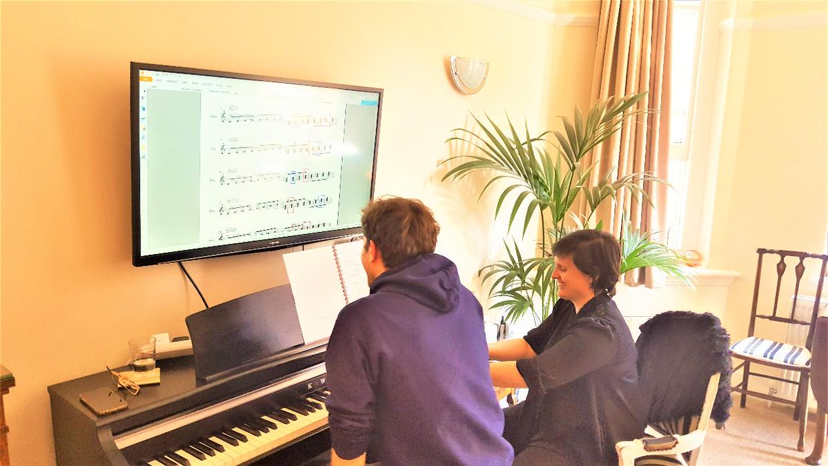 WKMTbyJJR's tweet photo. #pianoharmonization #musictips by #giselapaterno #pianolessonsforbeginners #compositionlessons #pianolessonsforkids https://t.co/kJRgajb0xc https://t.co/bjJLQ1hqcn