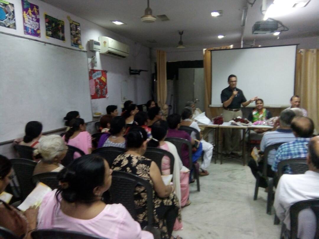 PoornimaGupta64's tweet photo. Senior Citizen Meeting at PCTI Ward 64 Pitampura  #MCDelections2017 #Vote4Congress @ajaymaken @DelhiPCC @WithCongress https://t.co/VZ5ela1UMx