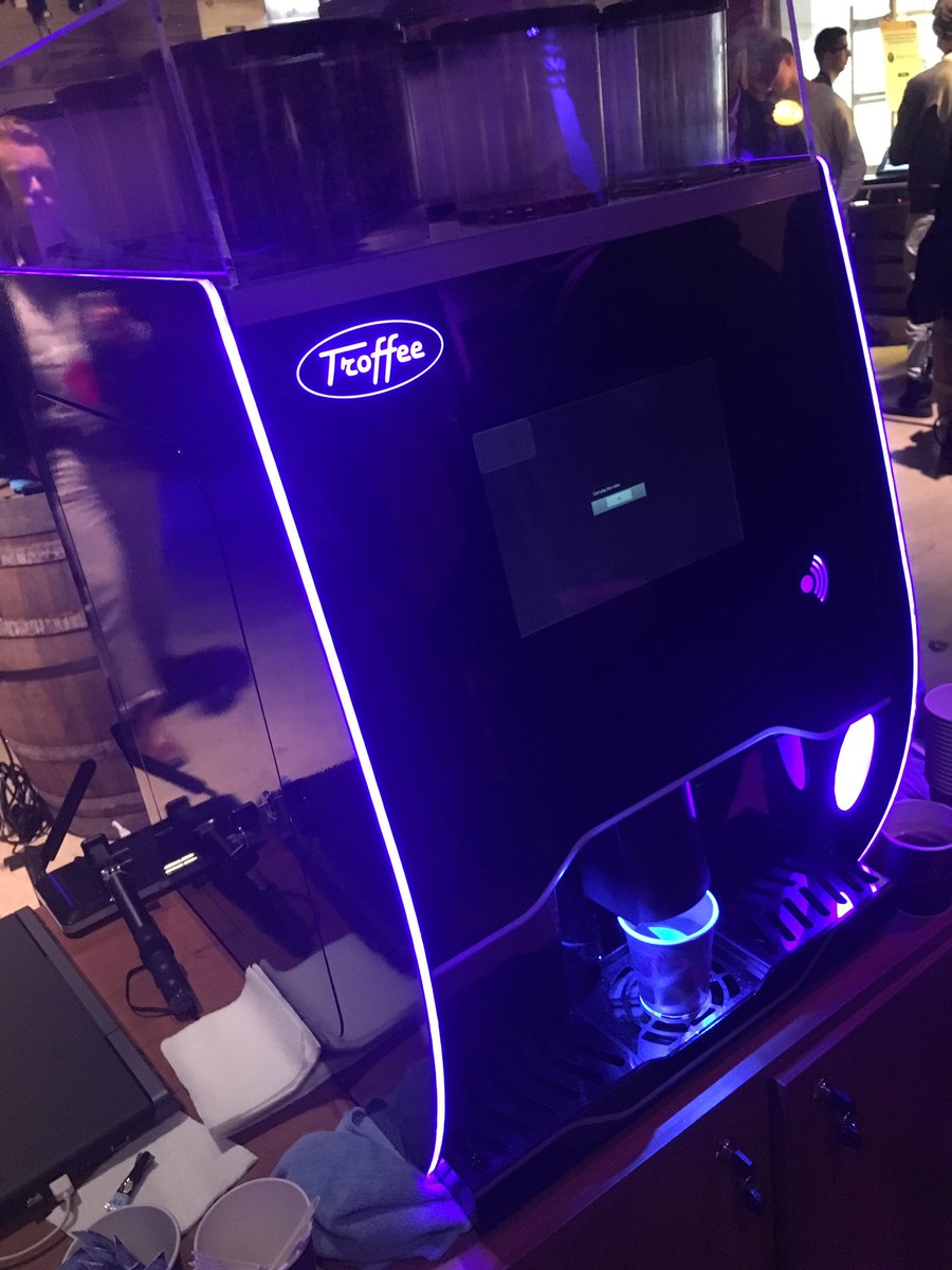 Joao_B's tweet photo. #Innovation has came a long way - personalised coffee #yourwaycoffee @TROFFEEnl #upris5 #IoT - excellent cuppa https://t.co/3vzFZcrbxI