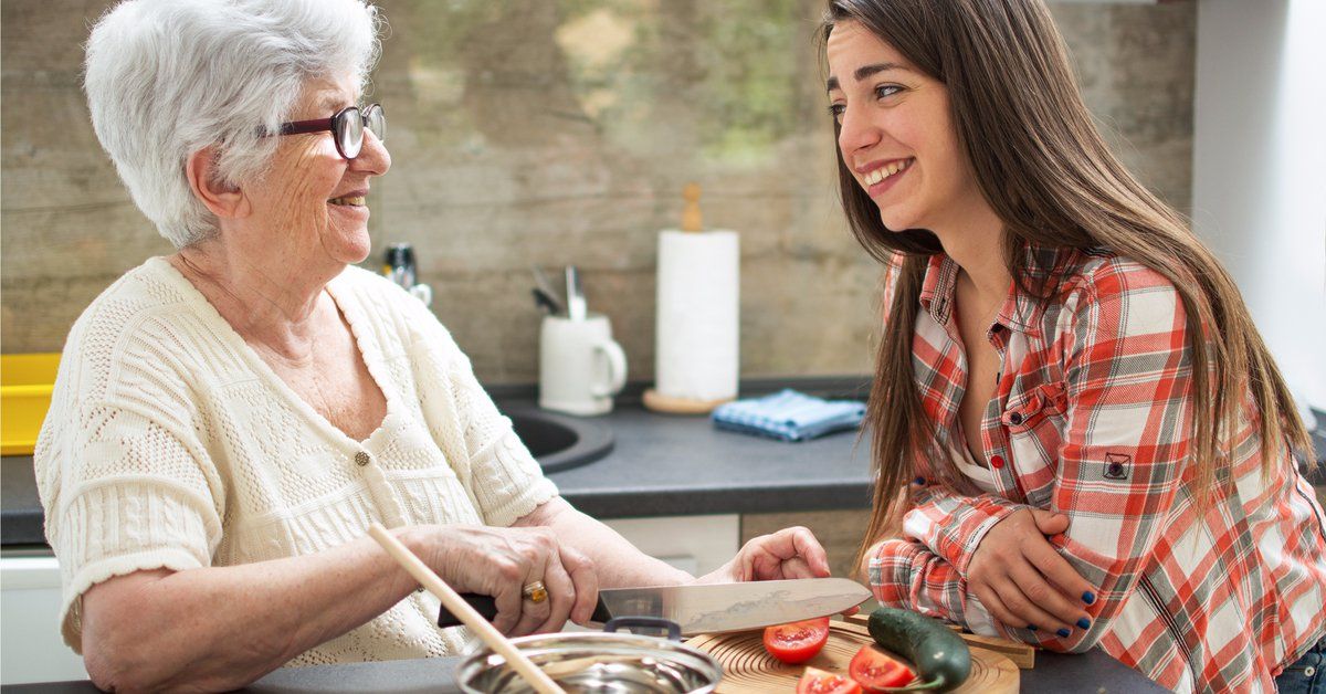 FutureYoufr's tweet photo. Paupiette: la nouvelle #startup qui r��unit les #millenials et les seniors https://t.co/Ahcz8fugay #innovationsociale  #foodtech https://t.co/85bcUh628f