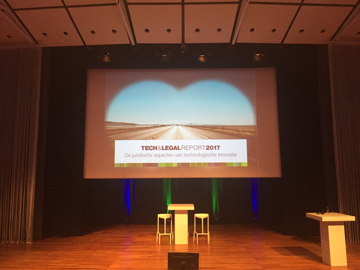 ClauHeemskerk's tweet image. &quot;De juridische aspecten van technologische innovatie.&quot; Opening van het #Techlegal congres van @HollaAdvocaten.
