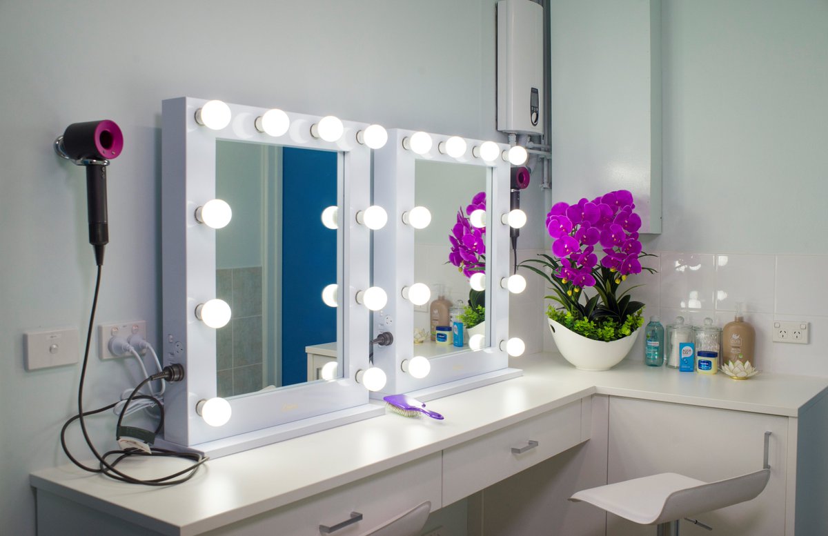 The hair drying and make up station at Pure Zen Flotation