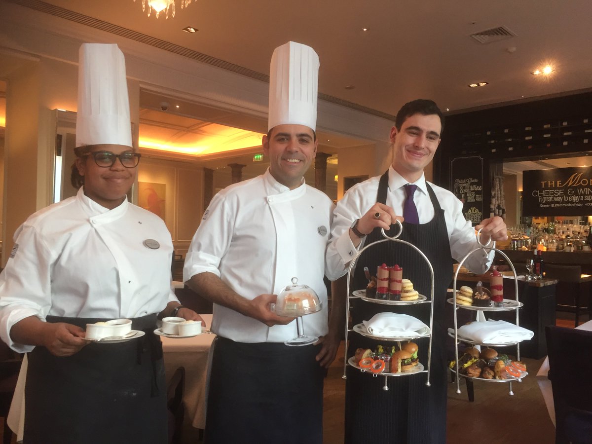 Mercedes_HOD's tweet photo. Superb @greenandblacks Chocolate Afternoon Tea @hyattregency - Full review see link: https://t.co/xl6eHLiDbF https://t.co/udz45syrhz