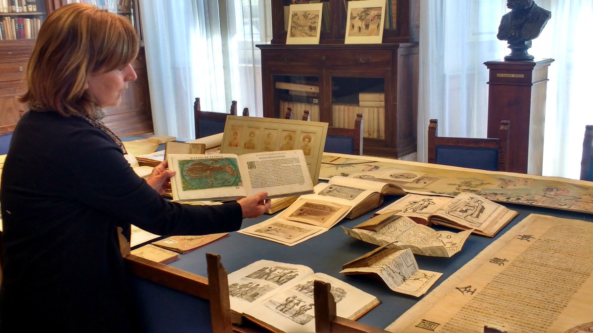 SGI_1867's tweet photo. Interviste in corso per il servizio sulla Società Geografica che andrà in onda il 26 maggio @RaiTre per il programma "Spazio Libero" #150SGI https://t.co/rB4PvSesLo