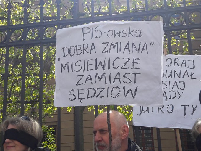 Zobacz obraz na Twitterze Zobacz obraz na Twitterze