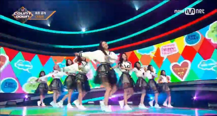 KICHAETH's tweet photo. [CAP] ไดอาคัมแบคสเตจที่ m countdown วันนี้ค่ะ💘 #DIA #나랑사귈래 
📍https://t.co/mtXdU6gcpA https://t.co/K5ZJVknSvC