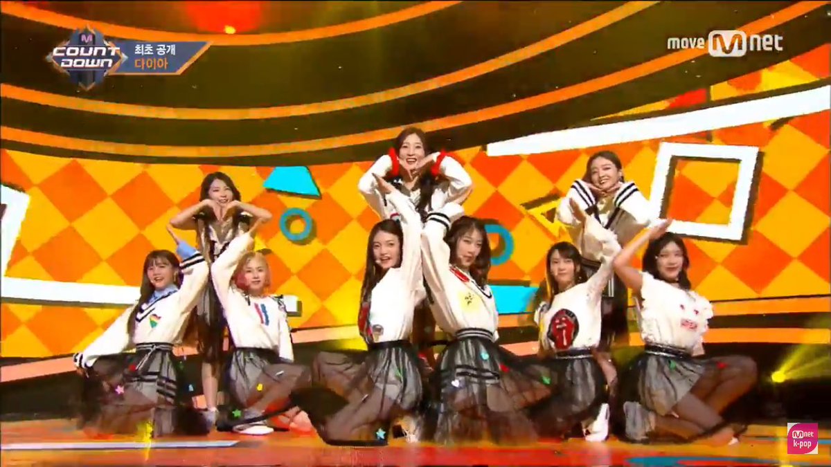 KICHAETH's tweet photo. [CAP] ไดอาคัมแบคสเตจที่ m countdown วันนี้ค่ะ💘 #DIA #나랑사귈래 
📍https://t.co/mtXdU6gcpA https://t.co/K5ZJVknSvC