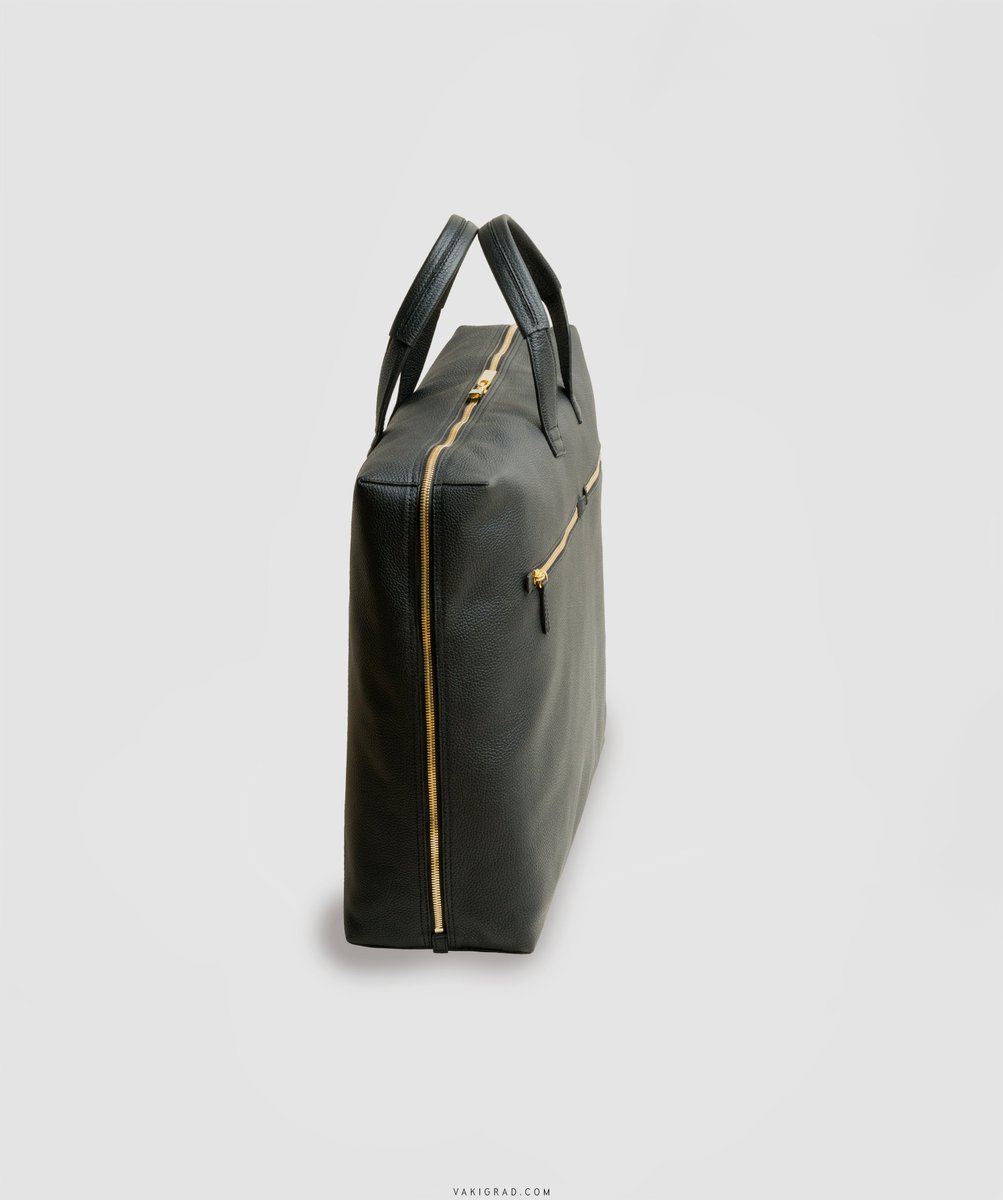 vakigrad's tweet photo. One of the world's lightest weekenders you can buy for your partner - You might as well buy a lightweight you probably will carry it anyway. https://t.co/sD71NZsLQC