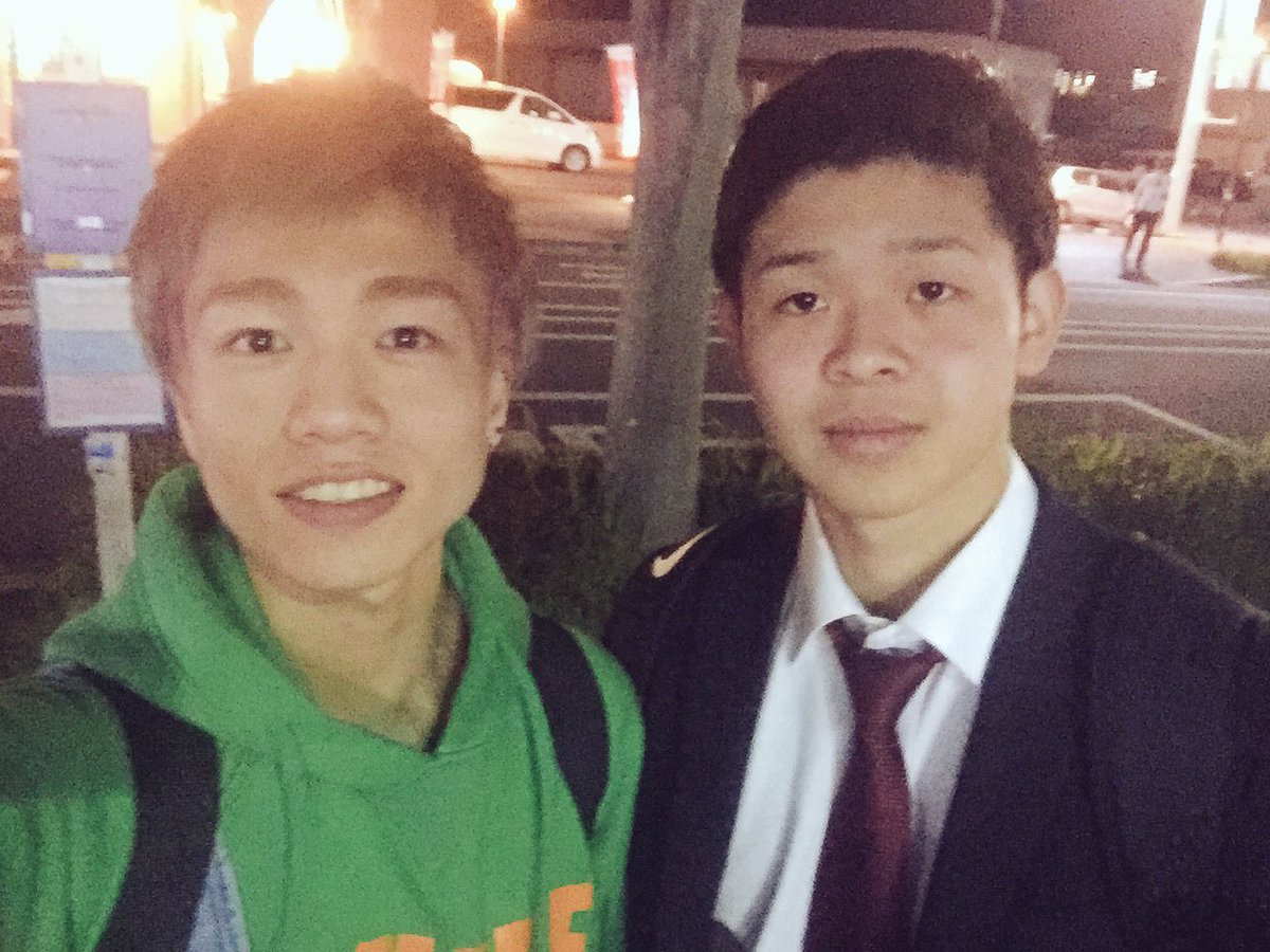 RKA594's tweet image. オープン初日からgreentable
モンチと行ってきた笑
スタッフ伊川谷メンバーの多さ笑
雰囲気よき🤣

#greentable 
#cafe