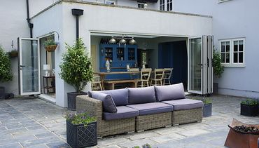 BJHwindowsLtd's tweet photo. Contemporary, architecturally designed Bi-Folding Doors create a stunning feature for your home.#Bifolddoors #Schucobifolddoors https://t.co/8yzpmxoh2S