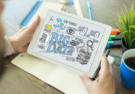 Cresce il mondo dei #BigData e #IOT. Entro il 2020 nel #mondo ci saranno 50 miliardi di apparecchi connessi #innovazione #startup #business. https://t.co/A97yAZPHNL