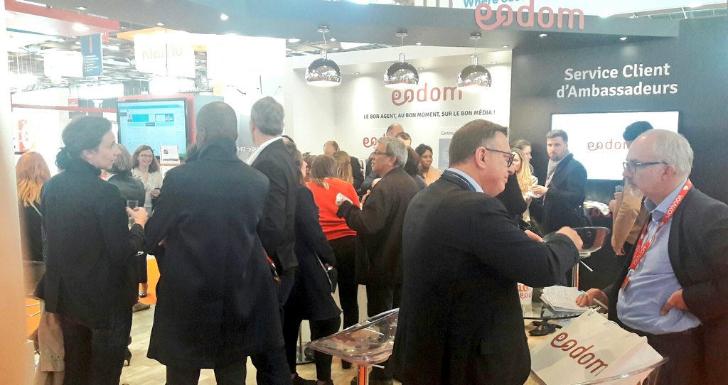 All4customerP's tweet photo. Toujours énormément de monde sur le stand d'@Homeshoring, le service client d'ambassadeur #Eodom ! #StrategieC https://t.co/z1pxyCYCmi