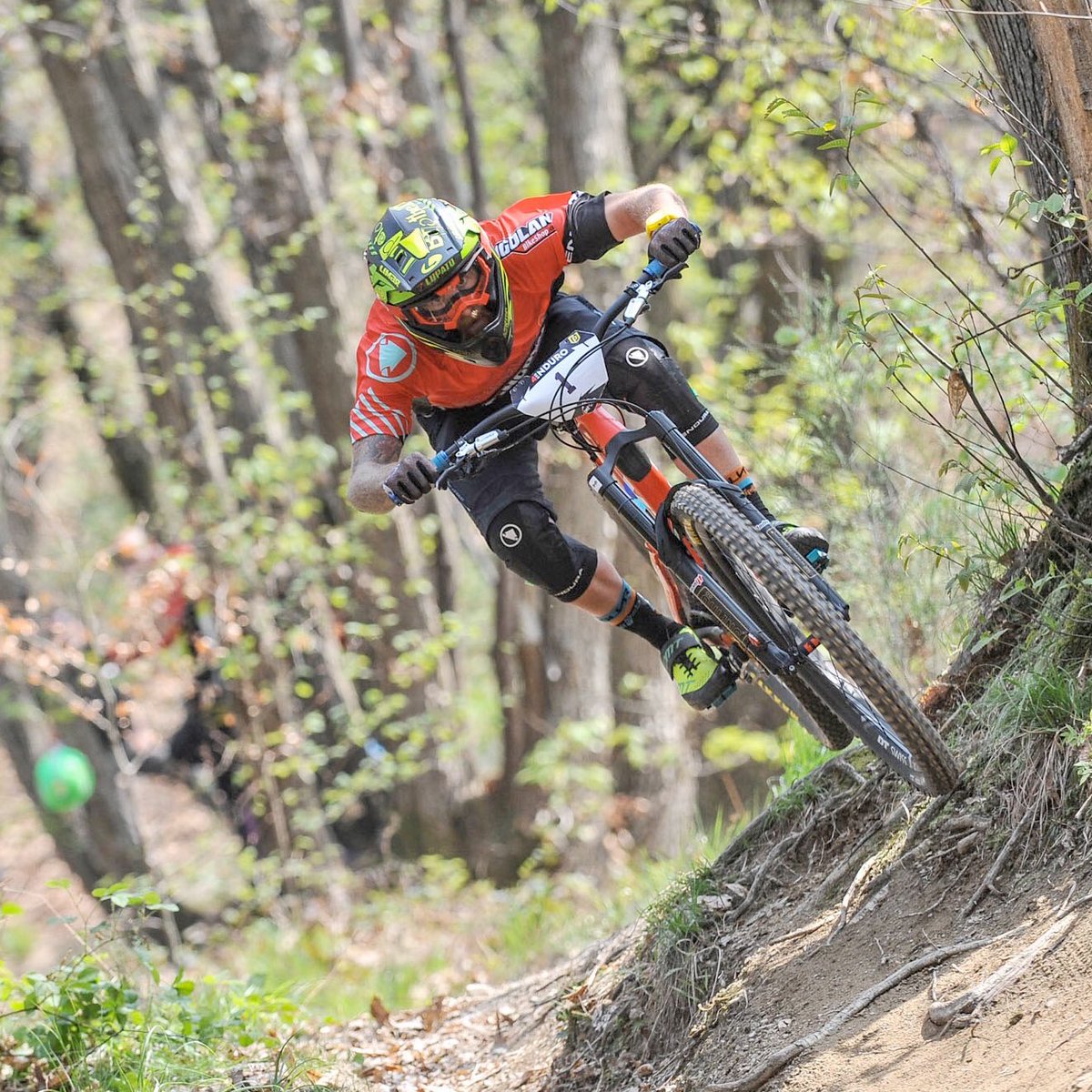 It's race week! #ItalianCampionship #EnduroMTB

<a href="/alexlupato/">Alex Lupato</a> &amp; <a href="/dennylupato/">Denny Lupato</a> #fullgas!!! 🤘🤙 Following and support them this weekend!