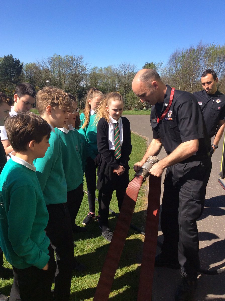 LochsidePS's tweet photo. Thank you Montrose Fire Brigade. Finding out about fire risk and being a firefighter. #P7R @MontroseSSERC chemical changes https://t.co/A9Uf16pO6H