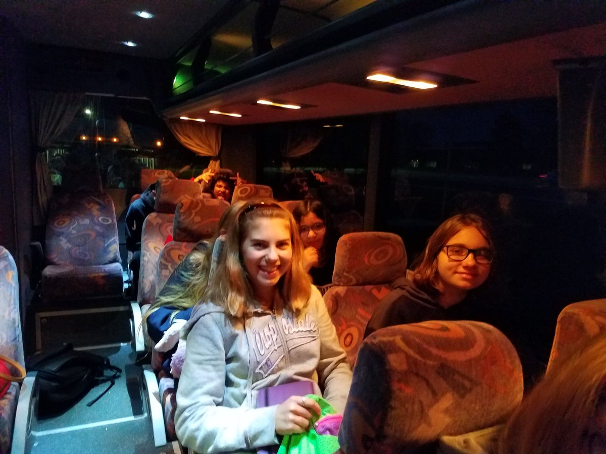 PhillipsRm108's tweet photo. Springfield bound! #wdsd7 https://t.co/trXcOGblWD