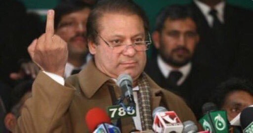 hus_snain's tweet photo. @InsafPK #Ly lo jix ny leni hai ���😝 https://t.co/dGWf2dnd85