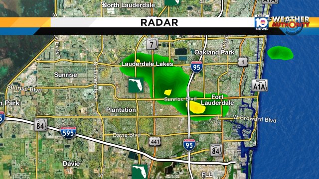Speedy showers moving into parts of Broward, keep the rain gear handy. https://t.co/GcAvCMhAjg