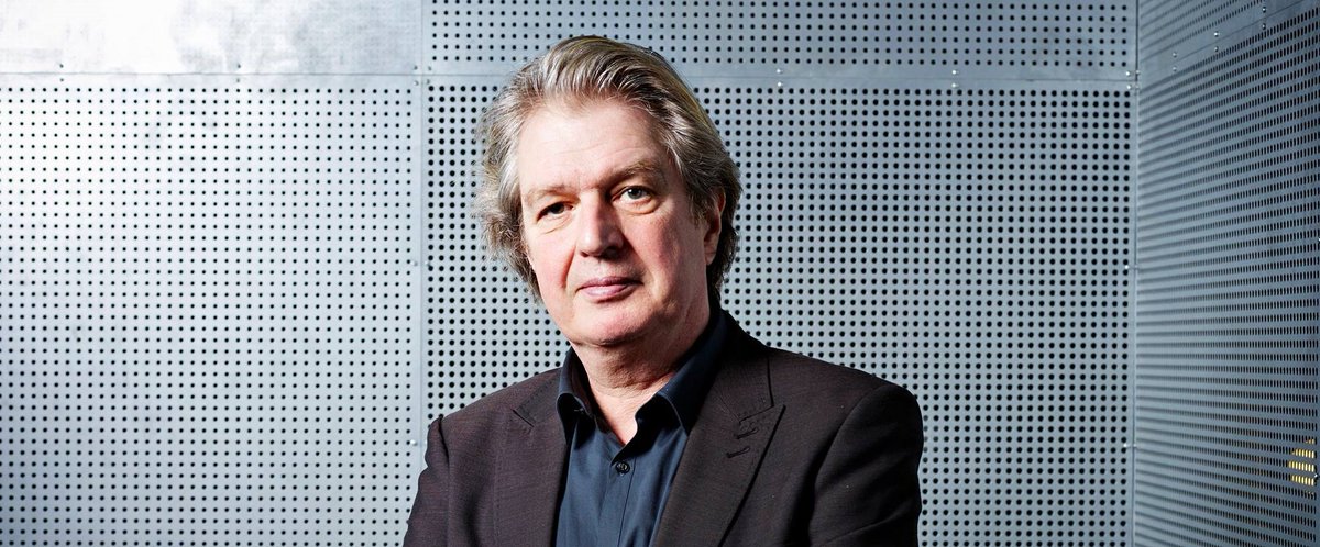 VPRO Boeken staat deze zondag (11.20 uur, NPO 1) geheel in het teken van de dichter Wim Brands. Kijk ook op bit.ly/wim-brands-wat…