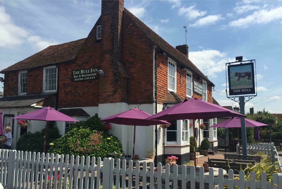 Bull_Rolvenden's tweet photo. Another glorious #springday Make the most of the sunshine ☀️ https://t.co/TyVyfEZryv
