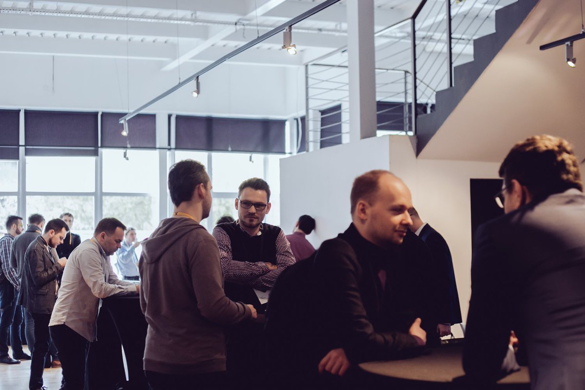 infraXstructure's tweet image. Zaczęliśmy #infraXstructure2017 - rozmowy o Data Center i Cloud w gronie specjalistów mode: on!