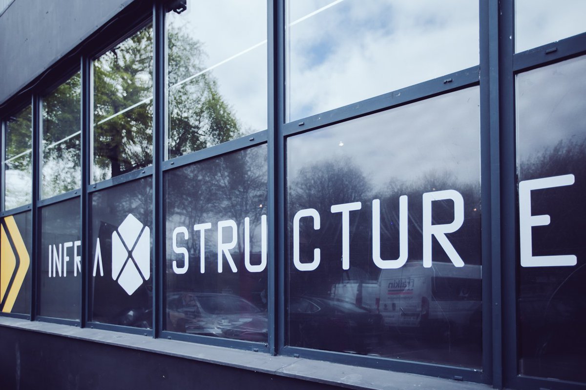 infraXstructure's tweet image. Zaczęliśmy #infraXstructure2017 - rozmowy o Data Center i Cloud w gronie specjalistów mode: on!