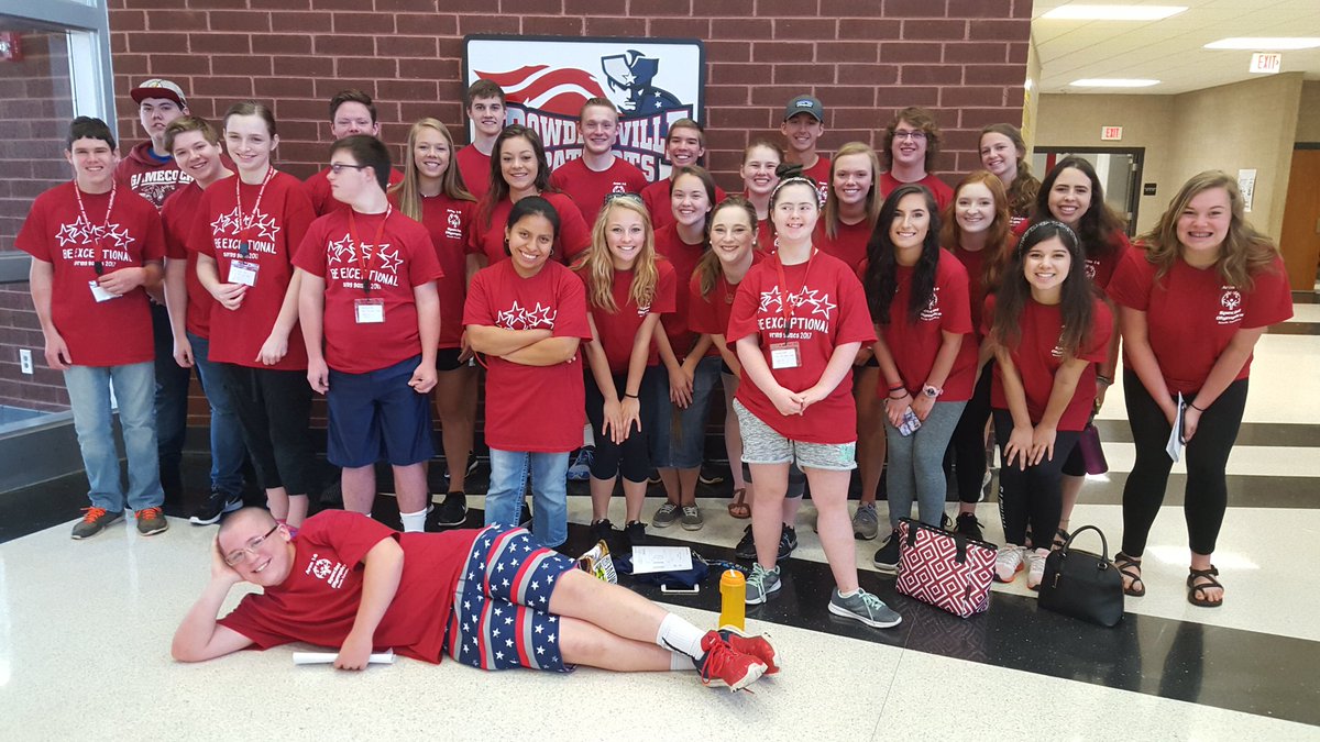 PowdersvilleHS's tweet image. Ready to rock the Special Olympics!