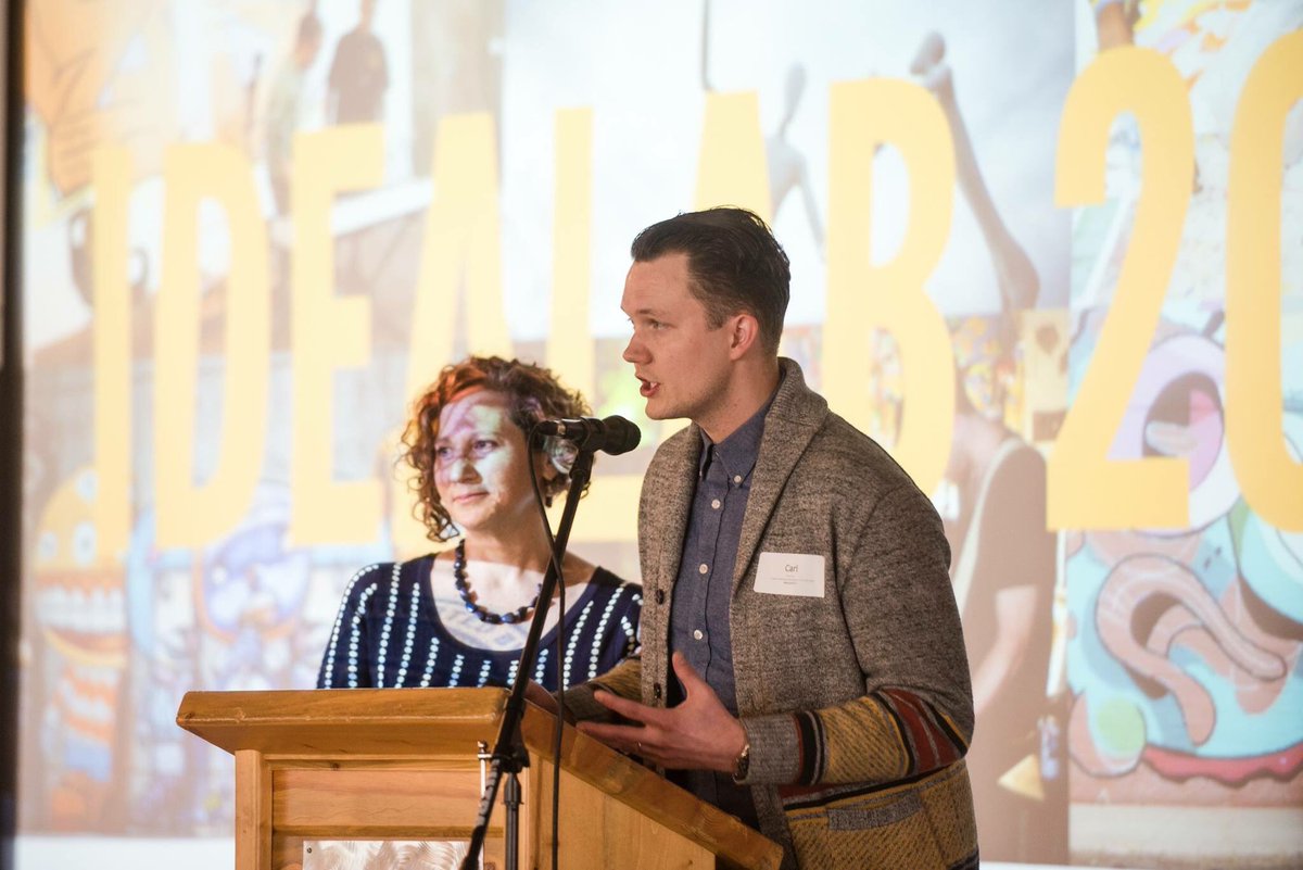 catiyas's tweet photo. Action Hands Swanson. #IdeaLab2017 w/ @opendoors4U 📷: Kara Pearson Photography https://t.co/h1zCdJNHdc
