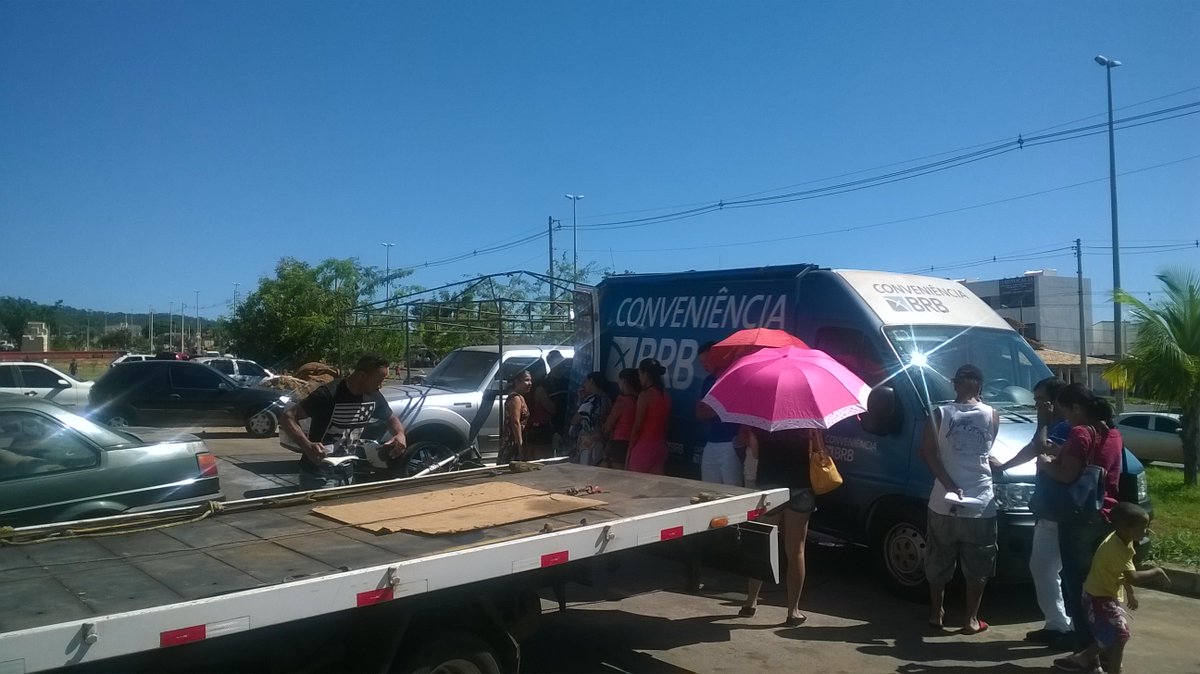 Corpseguro's tweet photo. quando você precisa do banco @BRB_oficial, o que vc ganha? https://t.co/7WYmcaqbxD