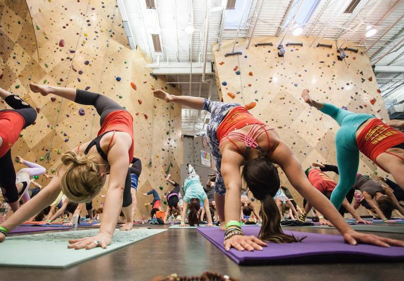 13 Boston Sweat Spots That Make Us Want To Work Out fitt.co/boston/fitness… @BKBSomerville <a href="/btonefitness/">btone fitness</a> <a href="/BurnFitBoston/">BURN Fitness Studios</a> #fittboston