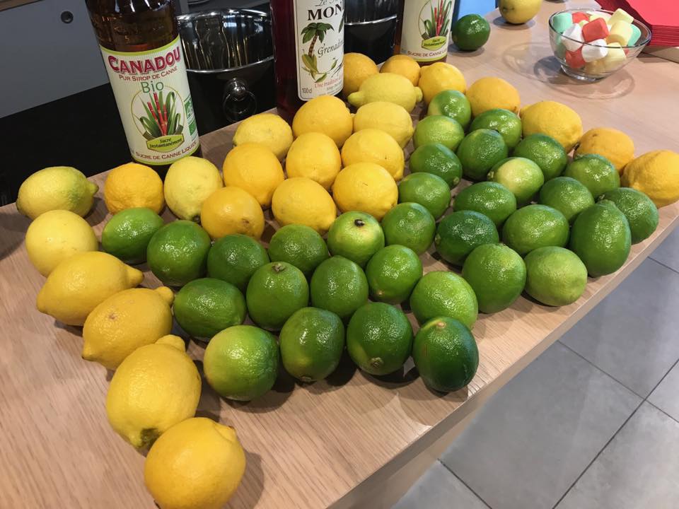 lemontreeevent's tweet photo. #countdown LA #plateforme qui révolutionne l'#event sort ce soir des cartons de nos dév' @lemontreeevent #seedless #Passion #Digital https://t.co/vqC4rQUCT1