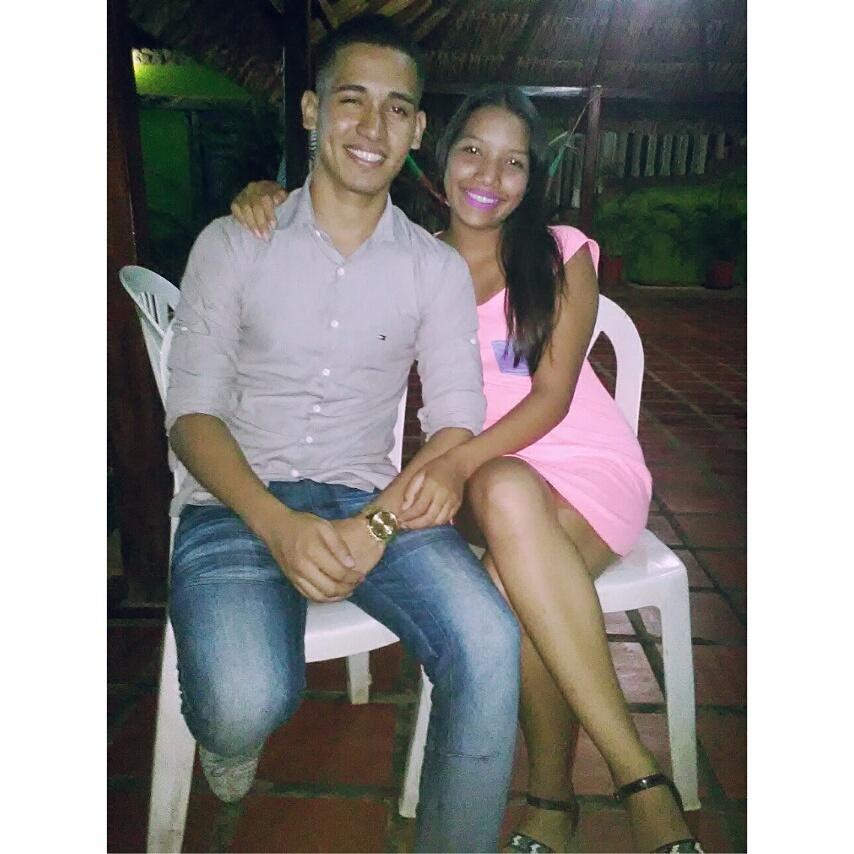 iSemi_'s tweet photo. Tú y yo por siempre @Jorge_eme💞. https://t.co/QzytnJt8gU
