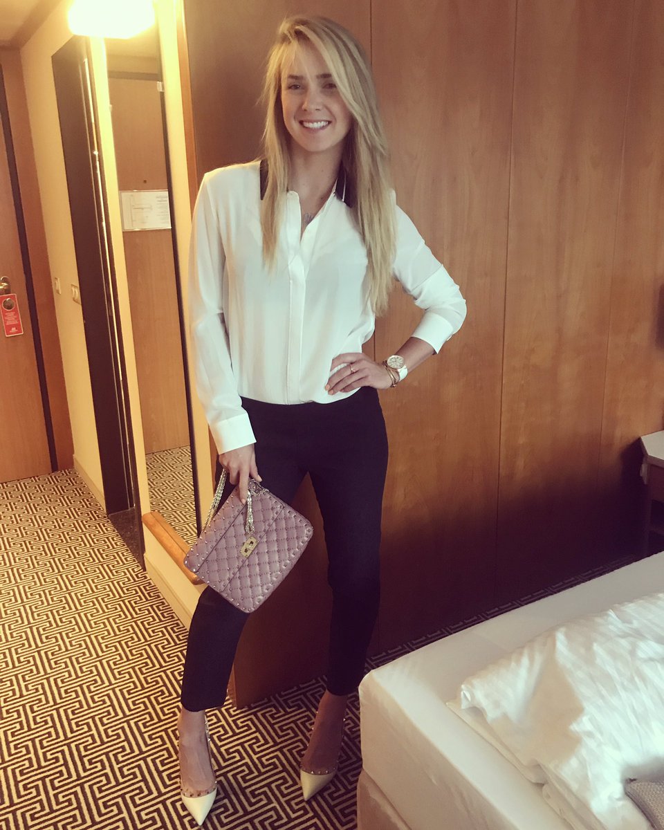 ELINA SVITOLINA - Página 6 C933C38XcAEqgDj