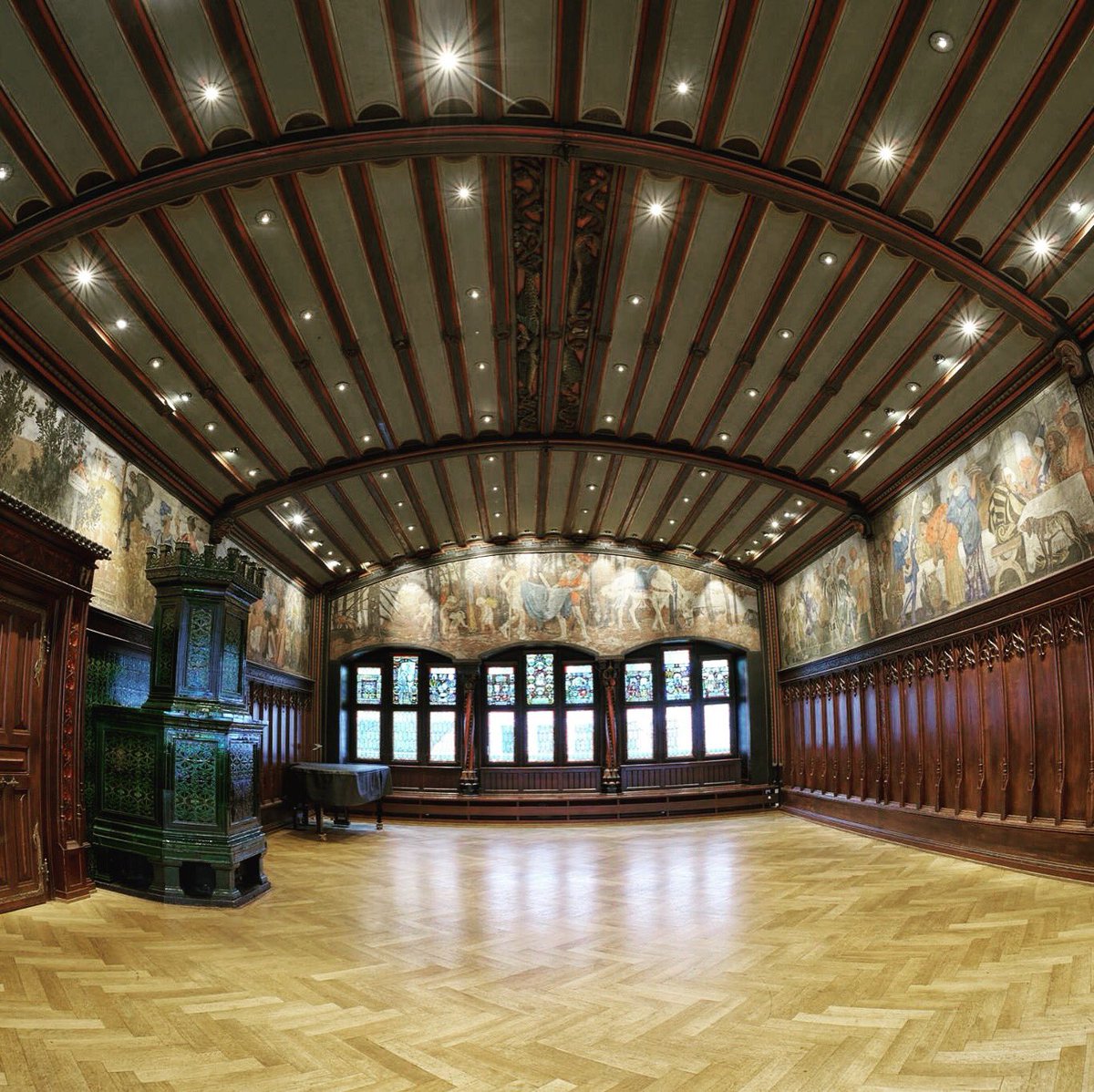 Wusstest Du, dass unser 1777 benannt ist, nach dem Gründungsjahr der GGG, die am 30.03.1777 gegründet wurde?
#history #1777 #Zunftsaal