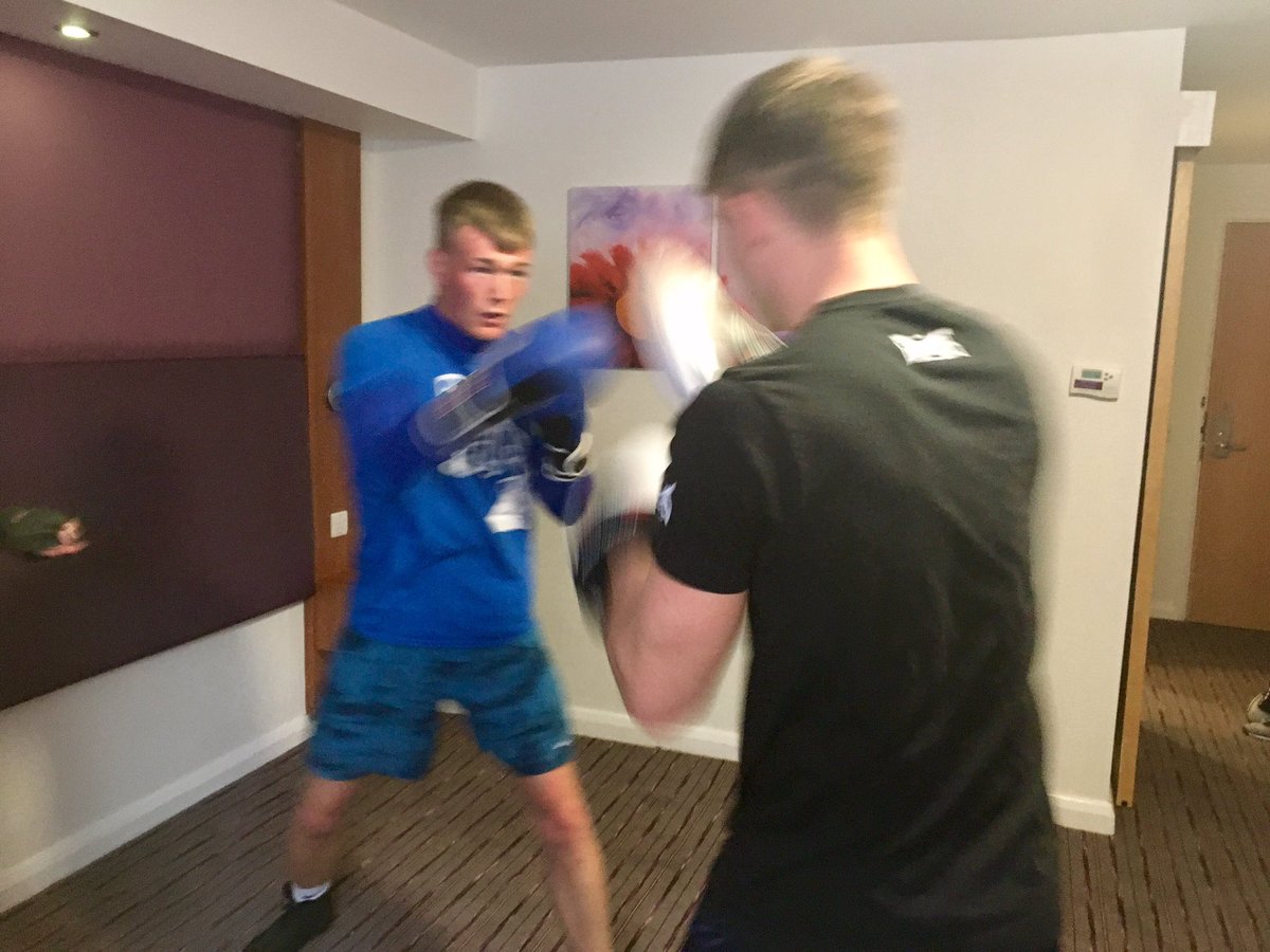 RNRMBoxing's tweet photo. Lads looking sharp and ready for tomorrow. Royal Navy & Royal Marines Boxing FB page for live stream #EliteFinals2017 #RNRMBA #UKAFBA https://t.co/yoJ9Quu3kR
