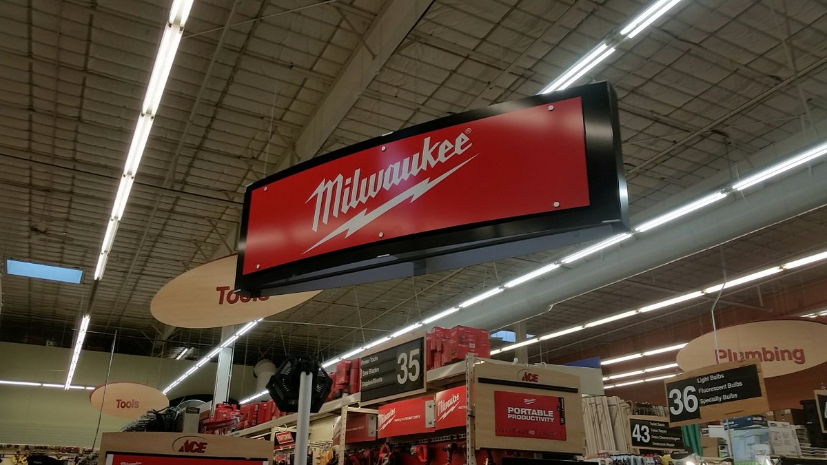 ApexSignGraphic's tweet photo. Custom Retail Store Signs for Milwaukee Tools
#DimensionalLetters #CustomMetalSign
#SanFranciscoCA #HighlandParkIL https://t.co/FyBw7pGSn2