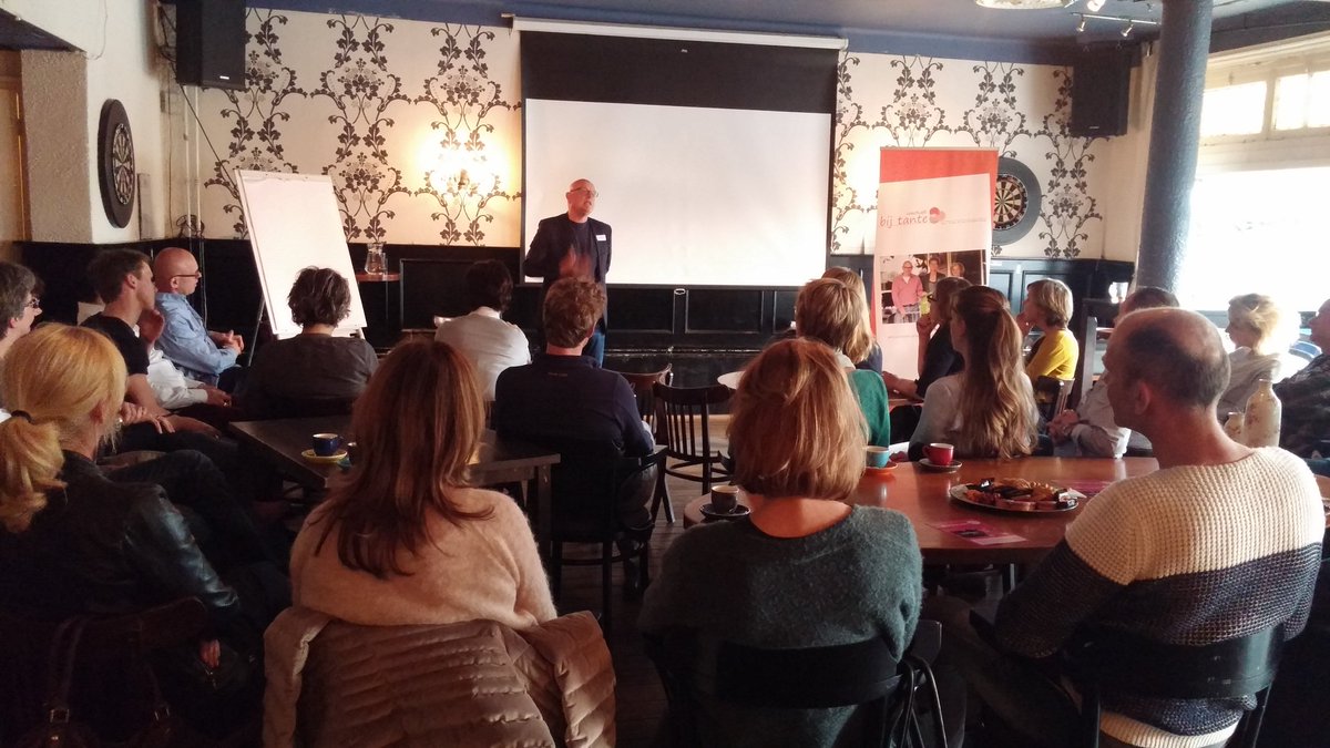 Coachknooppunt's tweet photo. #Provocatief #coachen bij @cafeBijTante met Jaap Hollander. https://t.co/8kXYw5ERJb