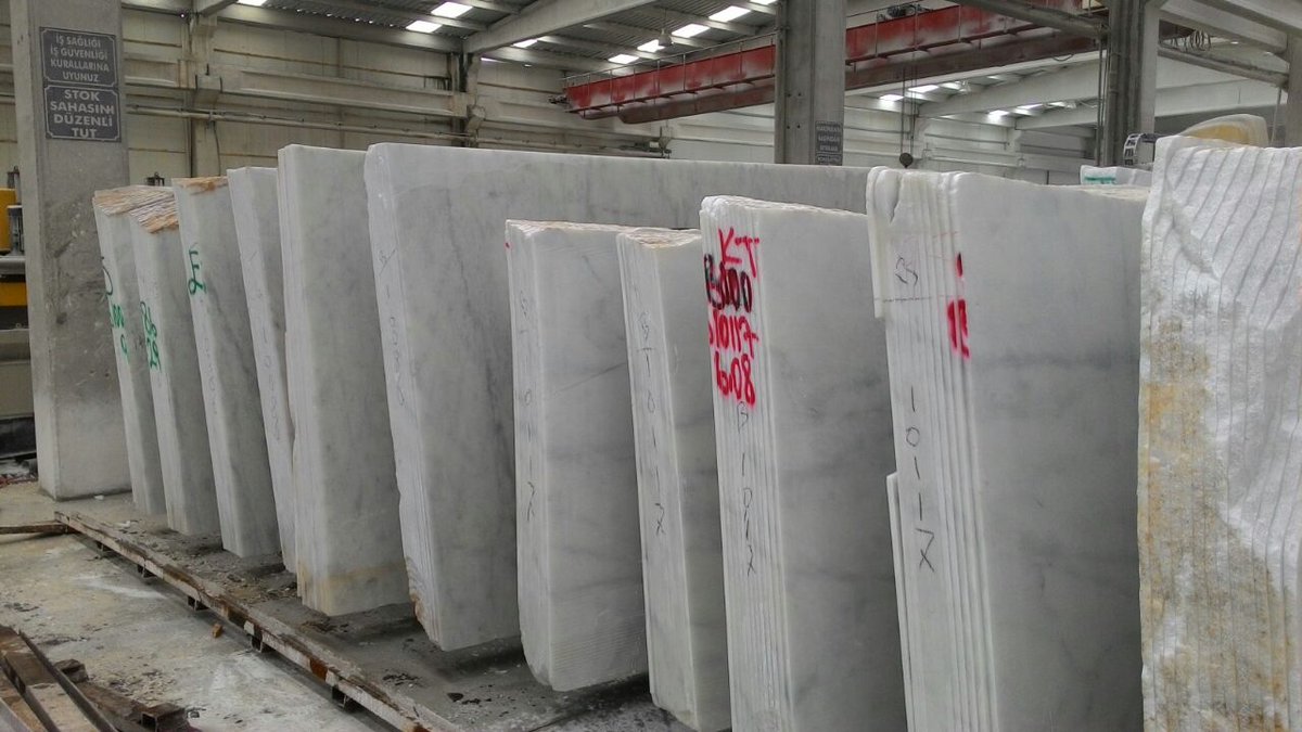 InspectStone's tweet image. Being in search of white marble for our customer! For other white stones visit inspectstone.com #marble #turkishstones #naturalstones
