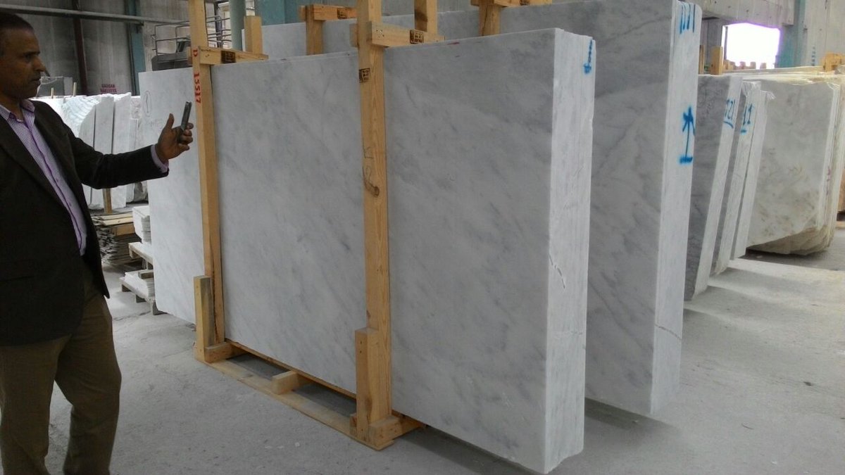 InspectStone's tweet image. Being in search of white marble for our customer! For other white stones visit inspectstone.com #marble #turkishstones #naturalstones