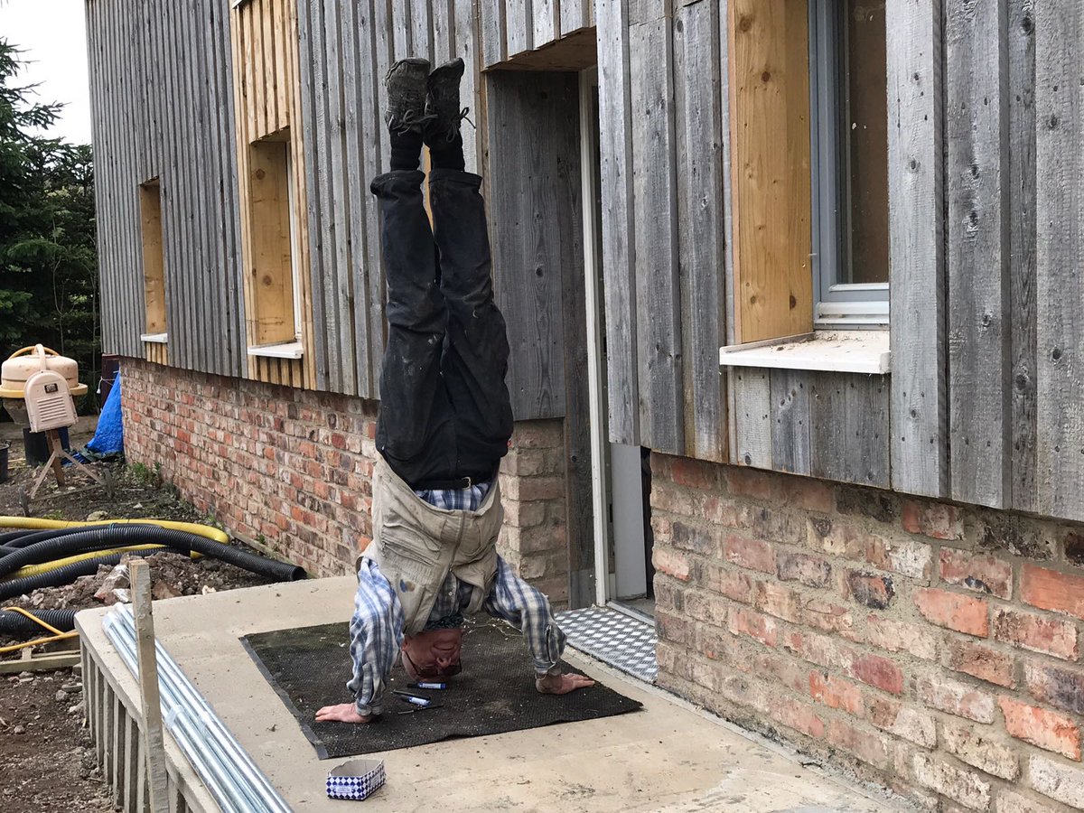 weare_21degrees's tweet photo. Congrats on a fantastic barn retrofit airtightness result to our evidently delighted selfbuilder client Pete Smith - 0.4 ach/ 0.49 air perm! https://t.co/pp7PodEx3h