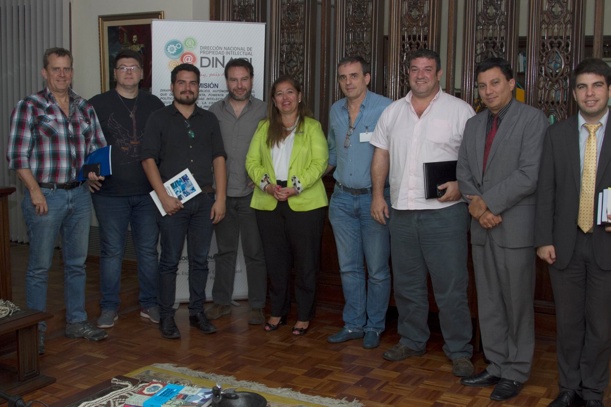 Real_PatriciaSt's tweet photo. Estuvimos de reunión con los miembros de la @CAMPRO manifestando nuestro acompañamiento hacia el sector audiovisual. https://t.co/NqIDowaGTK