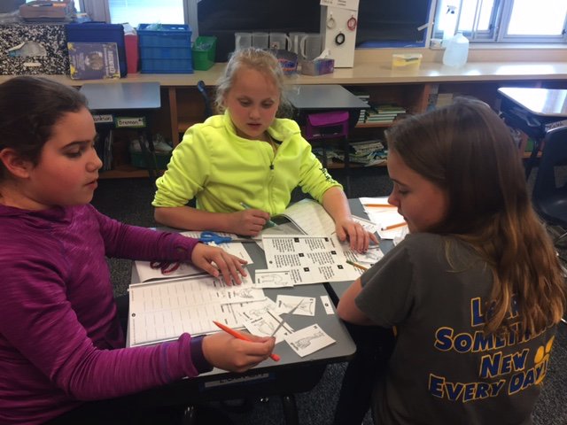 MrsLithgowgis's tweet photo. #hargow
#success4gis
#gcscpride https://t.co/ISCqyjYYsc