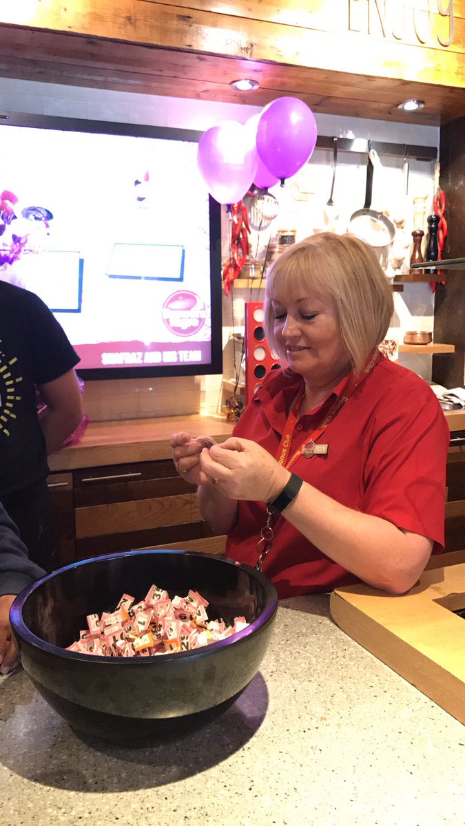 Our lucky winner Janet was picked for the raffle in aid of #GOSH All together £112.20 has been raised!!!! Congrats! <a href="/GreatOrmondSt/">Great Ormond Street Hospital for Children</a>