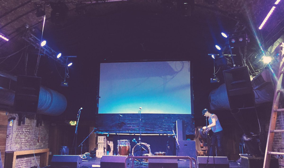 Almost ready for soundcheck...#cargo #1M2017 #primomaggioroma