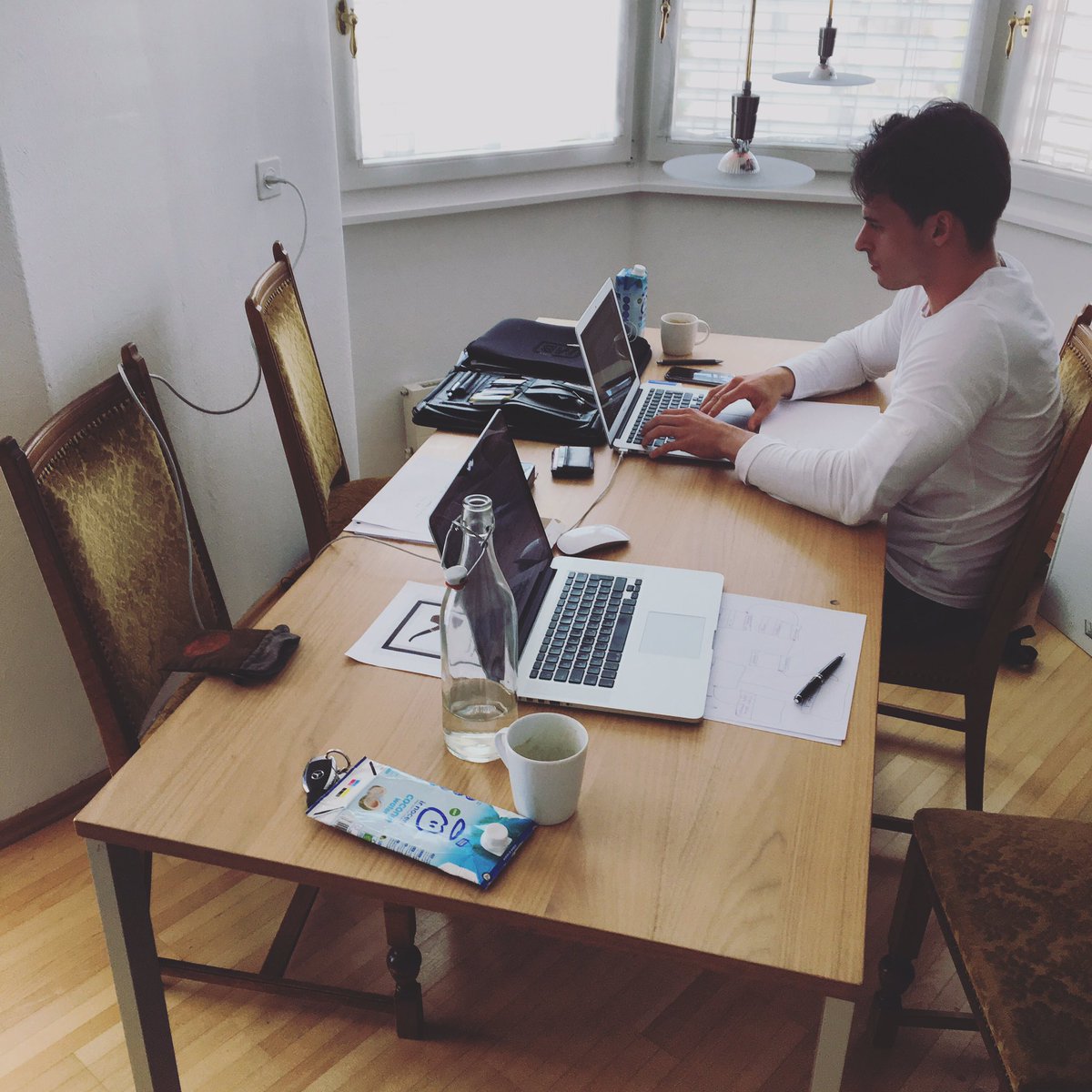 It's that time again😉#tworkingthursday #hoeherefachschule #hf #hftalents #höherefachschule #jobs #startup #swissstartup #swiss #jobs