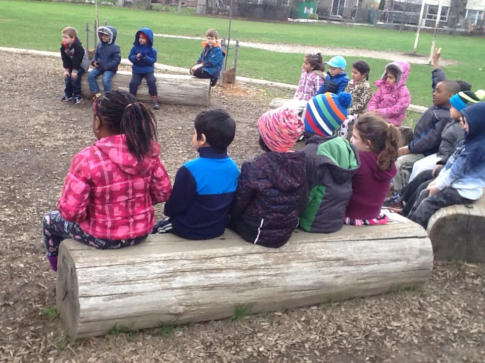 k4Rockets's tweet photo. Using our Outdoor Classroom to learn more about saving energy. #earthweekrps @RidgeviewPS @PeelSchools https://t.co/A2yPrCrzxY