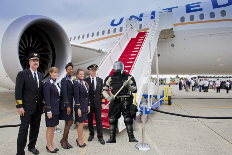 meat_mountain's tweet photo. Always glad to see a new addition to the @united team!
#UnitedAirlinesAssault #united https://t.co/6hPIYSjJ66