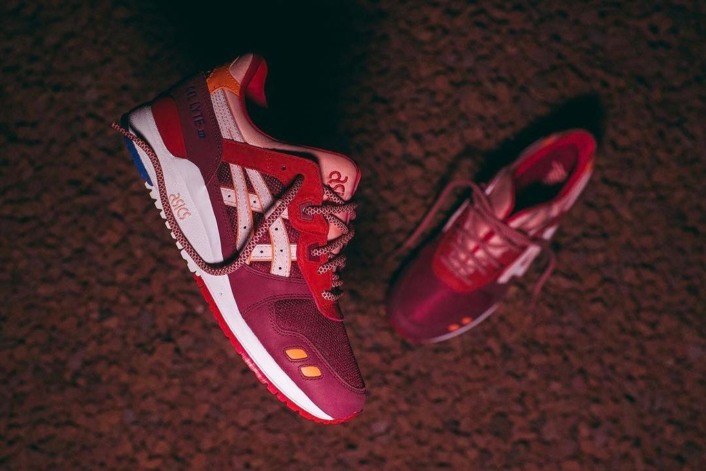 BearRunningClub's tweet photo. Don't mind if I do. #asics x #kith Volcano 2.0. So sweet.
.
#asics #asicsrunning #gellyte3 #kithasics #sneakers #r… https://t.co/9HeGYxSlSo https://t.co/GSHu4JXvoN