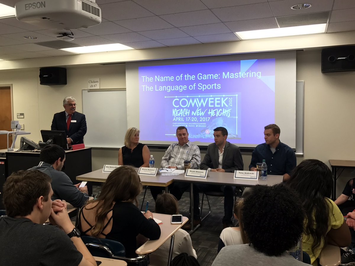 MaryCullen7's tweet photo. Packed Sports Journalism panel this morning! Floor seats only. #COMWeek2017 #ReachNewHeights https://t.co/ylUtsO6nXe